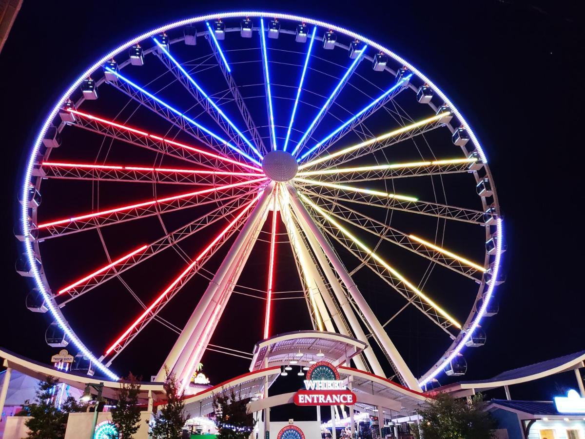 Papa Bear, Hot Tub, Wifi, 1089 Free Tickets Each Paid Day, Dollywood And More Sevierville Extérieur photo